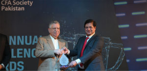 Photo Release (Urdu) - Mobilink Microfinance Bank Bags Gender Diversity at Workplace Award- Banks by CFA Society Pakistan