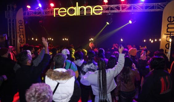 realme New Year Party features spectacular performance by Hasan Raheem