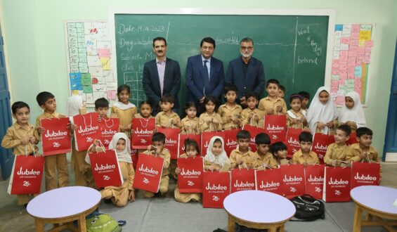 Jubilee Life Insurance Celebrates Ramazan through gift distribution with the children of KPT Primary School