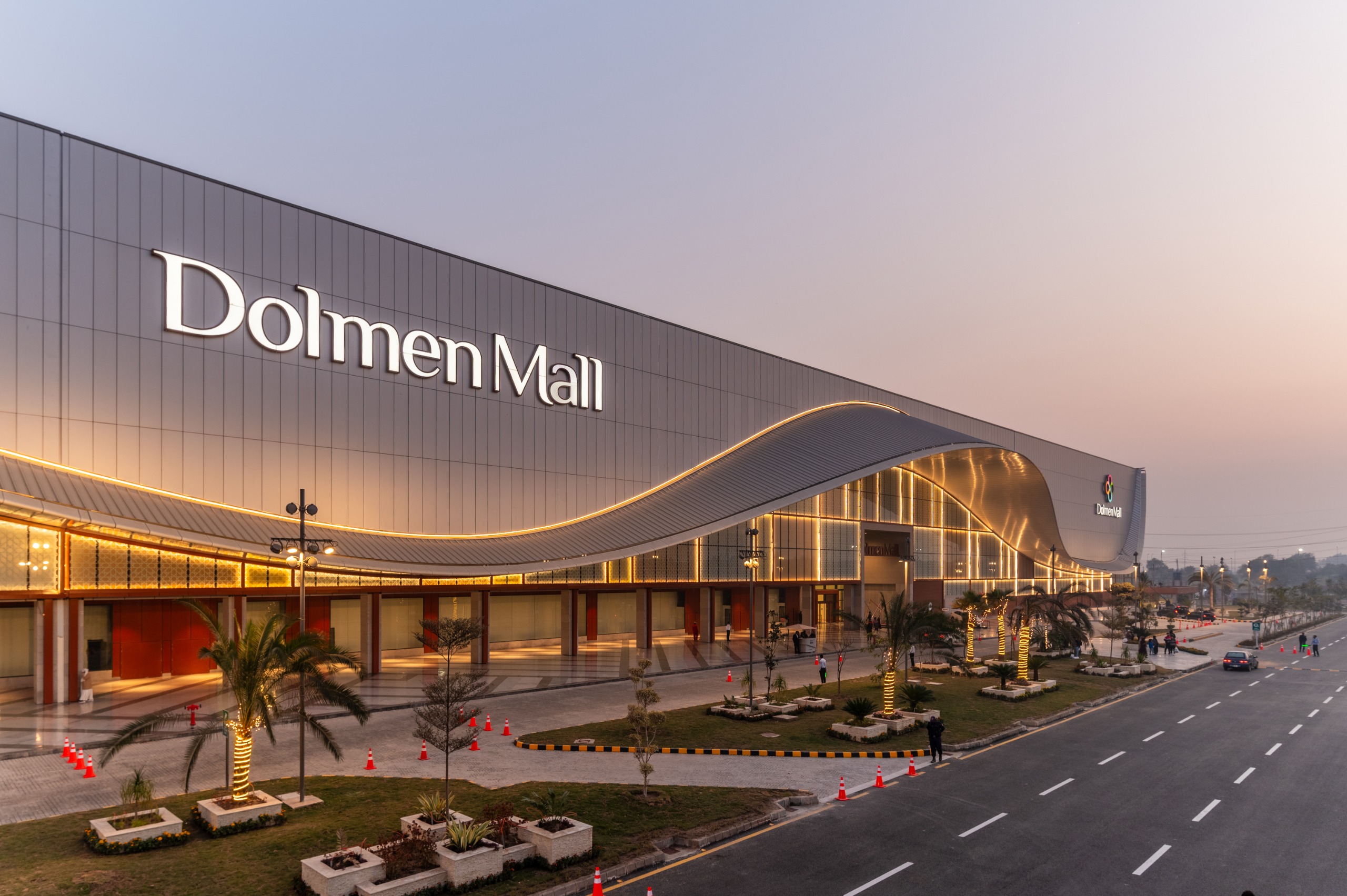 Dolmen Mall opens its Biggest Mall in Lahore – A landmark in retail and entertainment