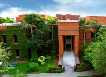 Pathways to Development Conference at LUMS Explores Governance and Inclusion