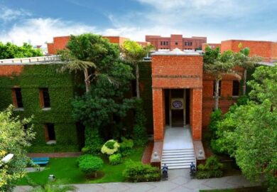 Pathways to Development Conference at LUMS Explores Governance and Inclusion