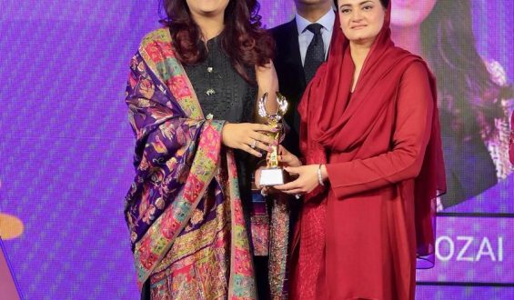 Punjab Government honors Fatima Fertilizer’s Rabel Sadozai with ‘Punjab Ki Beti’ Award on International Women’s Day