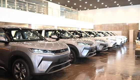 BYD-MMC Delivers 100 Atto 2 Vehicles Across Pakistan in a Single Day